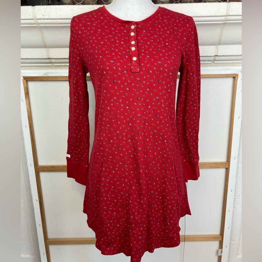 Chaps Ralph Lauren Floral Waffle Knit Henley dress, tunic or nightie